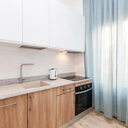 شقة Cozy Flat In Near Metro